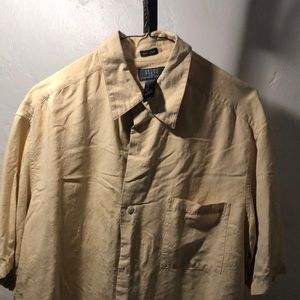 Men’s short sleeve button up!! 100 percent silk